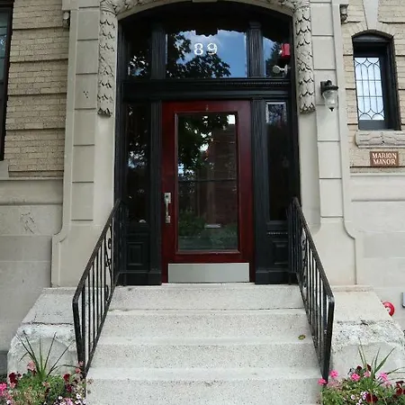 A Stylish Stay W/ A Queen Bed, Heated Floors.. #31 Brookline Exterior photo