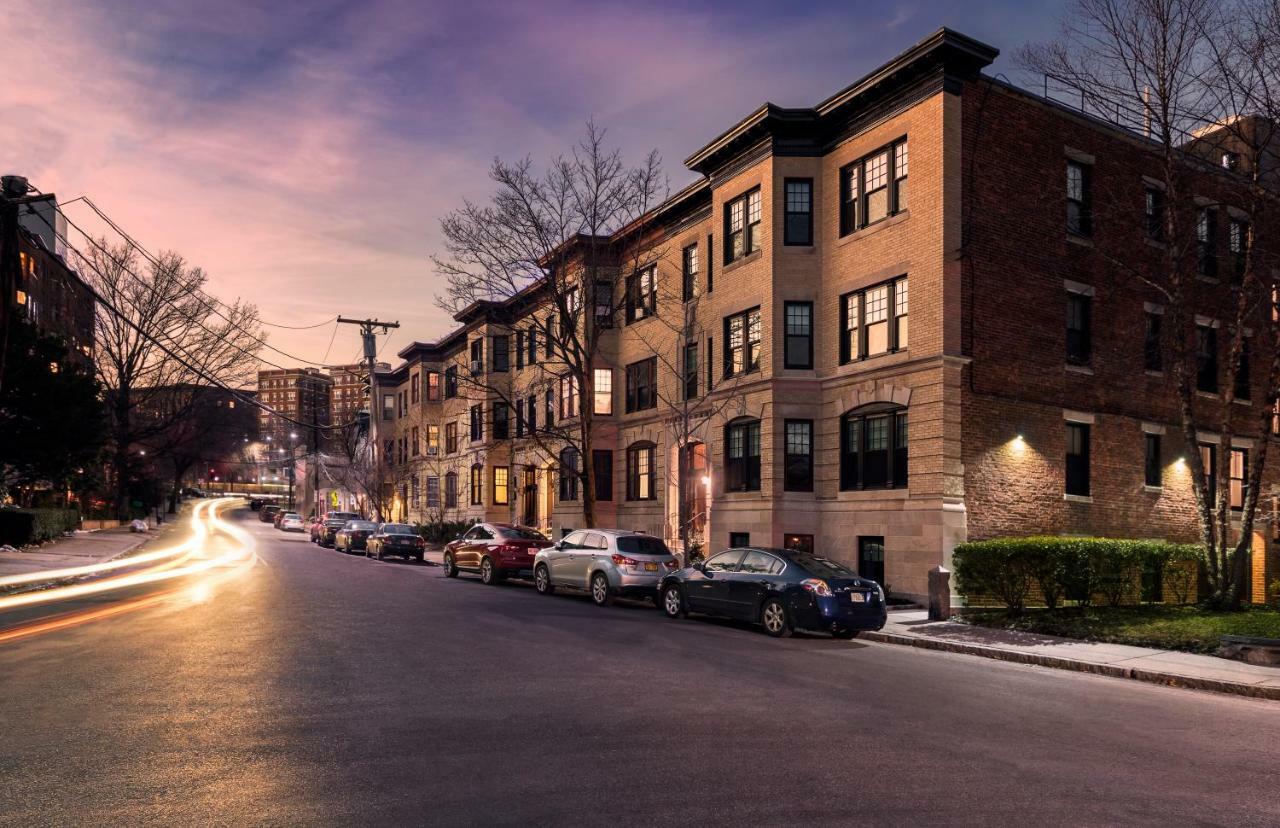 A Stylish W/ A Queen Bed, Heated Floors.. #31 * Brookline